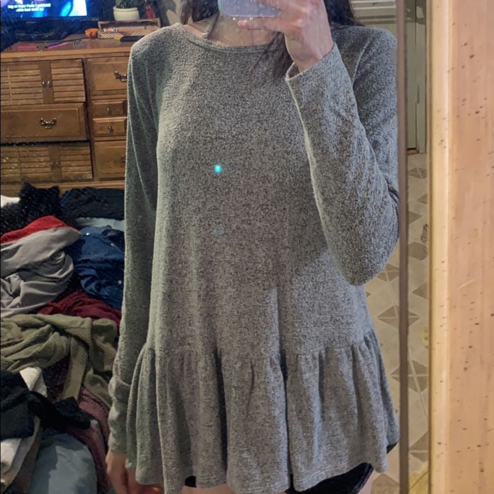 Gray ruffled blouse with black ties